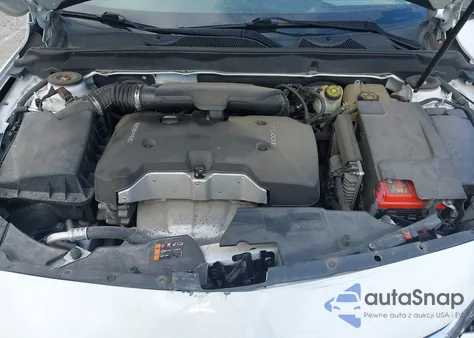 2015 Chevrolet Malibu 2Lt из США, поврежденный, VIN 1G11D5SL1FF206682